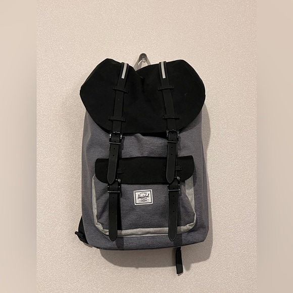 Herschel Little America backpack main image 5